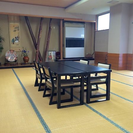 Hotel Osakaya Shimogo Екстер'єр фото