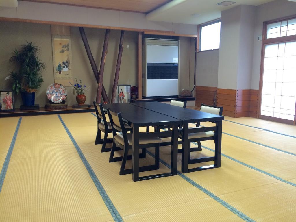 Hotel Osakaya Shimogo Екстер'єр фото
